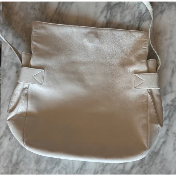 Gucci White Leather Tote Bag - Picture 3 of 6